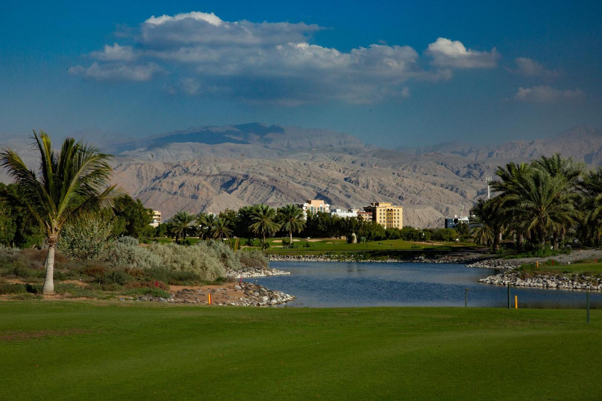 Hilton Garden Inn Ras Al Khaimah Exteriér fotografie